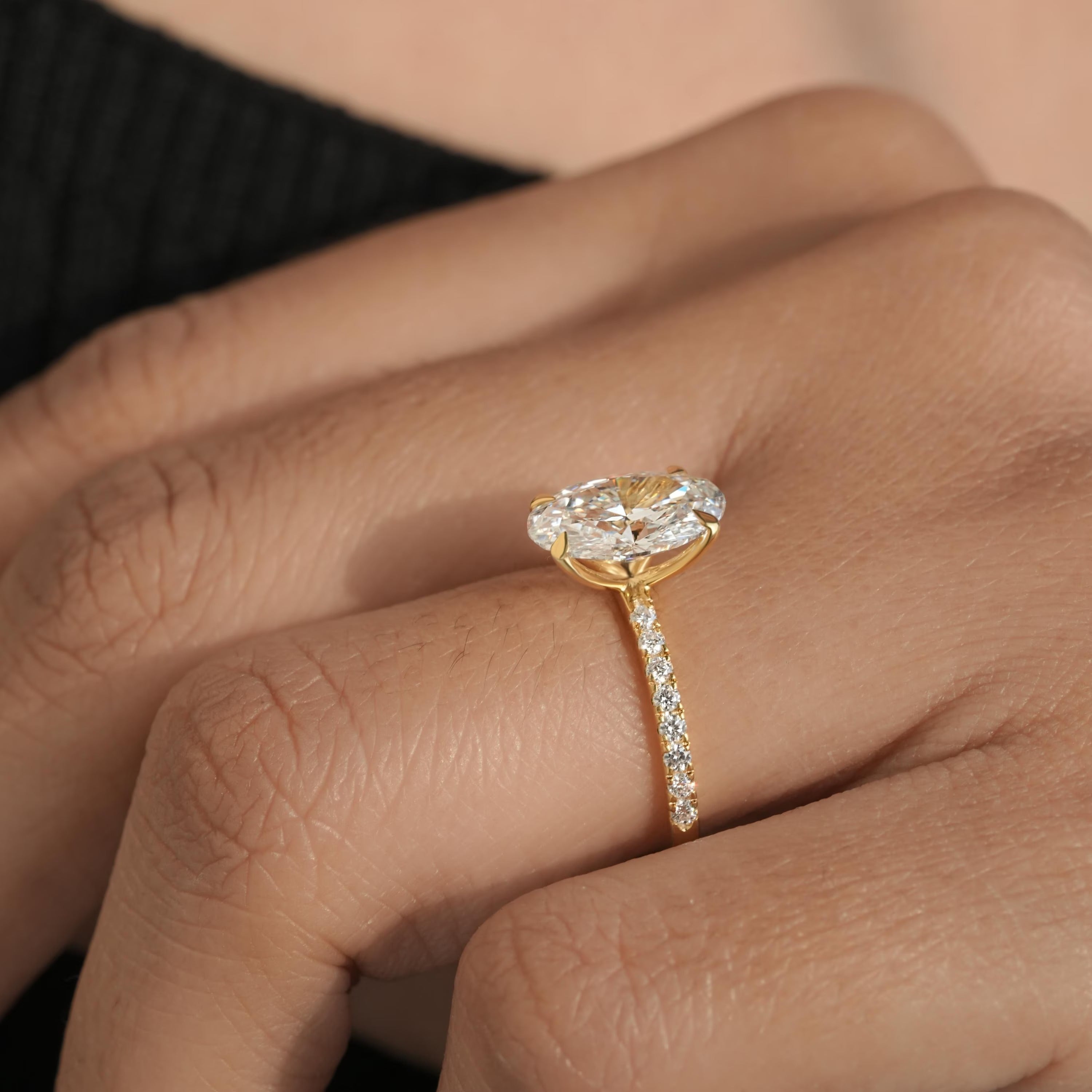 1-5CT Oval Cut Lab Grown Diamond Engagement Ring 14K Solid Gold Pave Anniversary Rings
